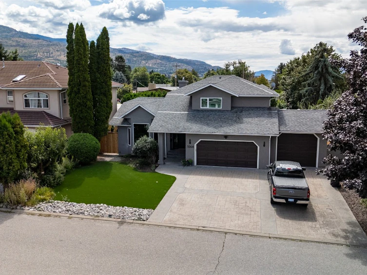 1064 E Westminster Avenue, Penticton, BC, V2A 8G3 - 47