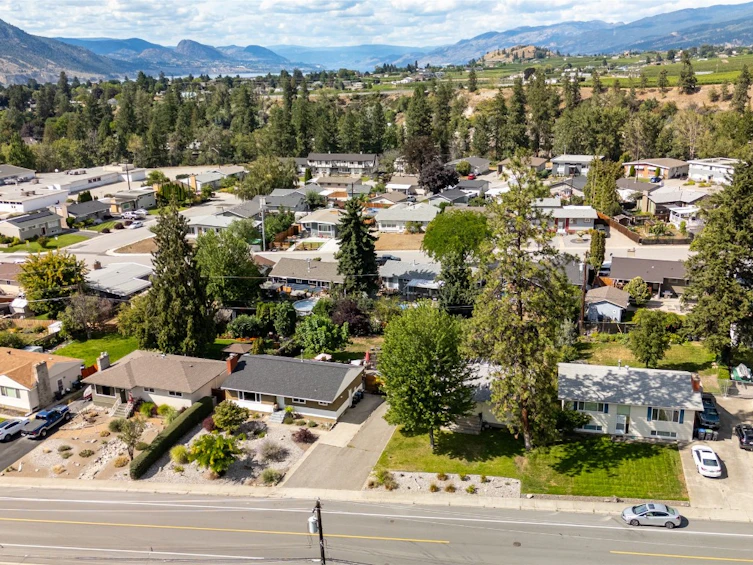 1297 Penticton Avenue, Penticton, BC, V2A 2N3 - 43