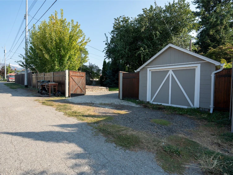 345 Windsor Avenue, Penticton, BC, V2A 2K5 - 48