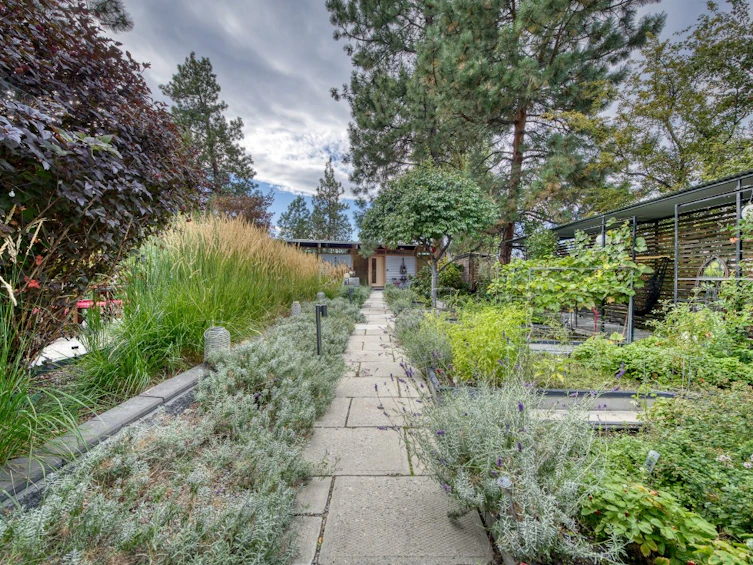 2843 Arawana Place, Naramata, BC, V0H 1N0 - 52