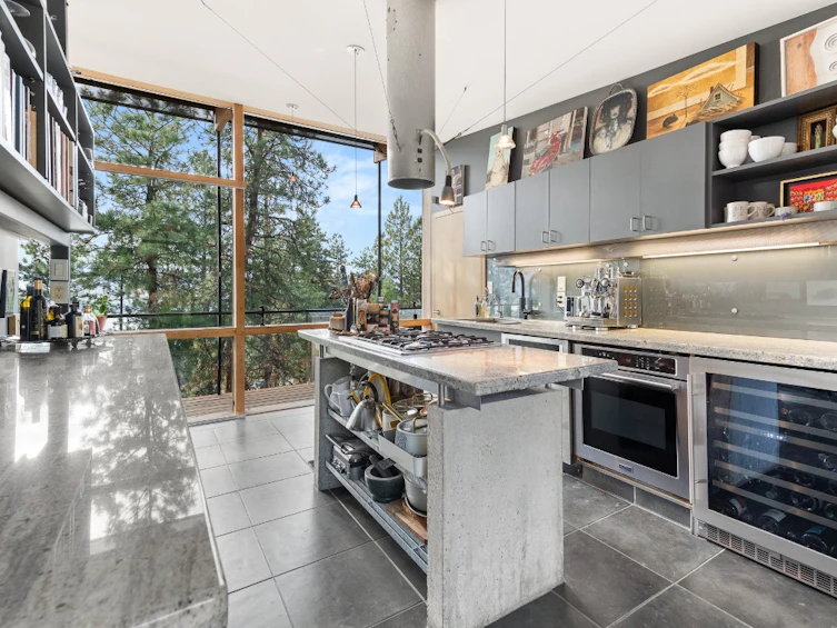 2843 Arawana Place, Naramata, BC, V0H 1N0 - 8