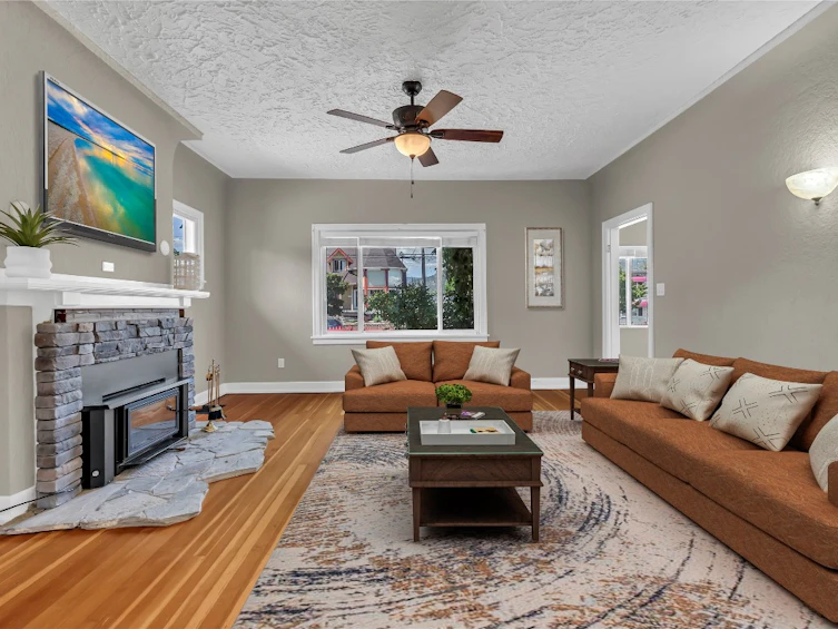 626 Winnipeg Street, Penticton, BC, V2A 5M9 - 4