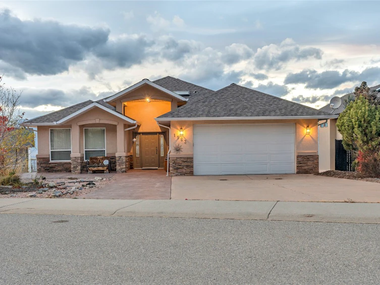 1563 Holden Road, Penticton, BC, V2A 8M9 - 38