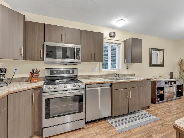 8-197 Dauphin Avenue, Penticton, BC, V2A 3S3 - 11