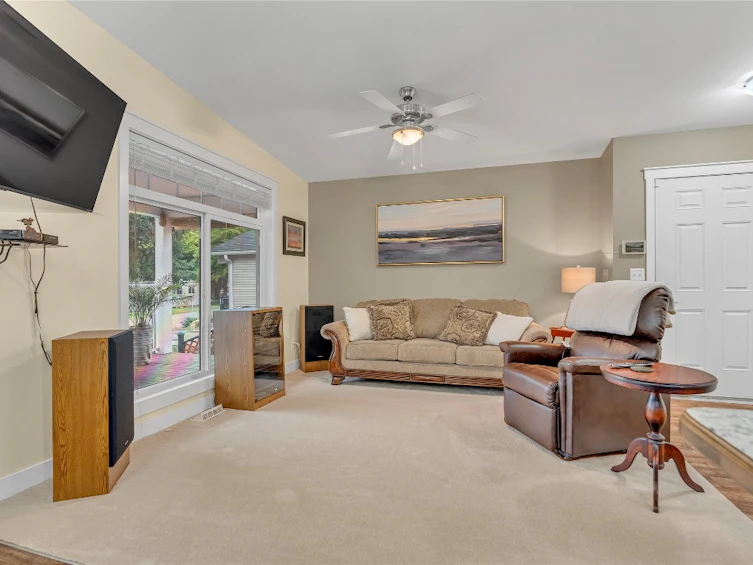 8-197 Dauphin Avenue, Penticton, BC, V2A 3S3 - 4