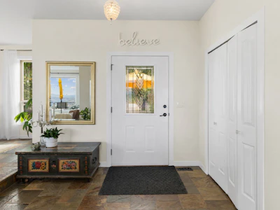 2286 Carmi Road - 4