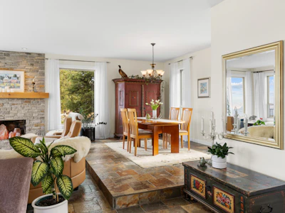 2286 Carmi Road - 5