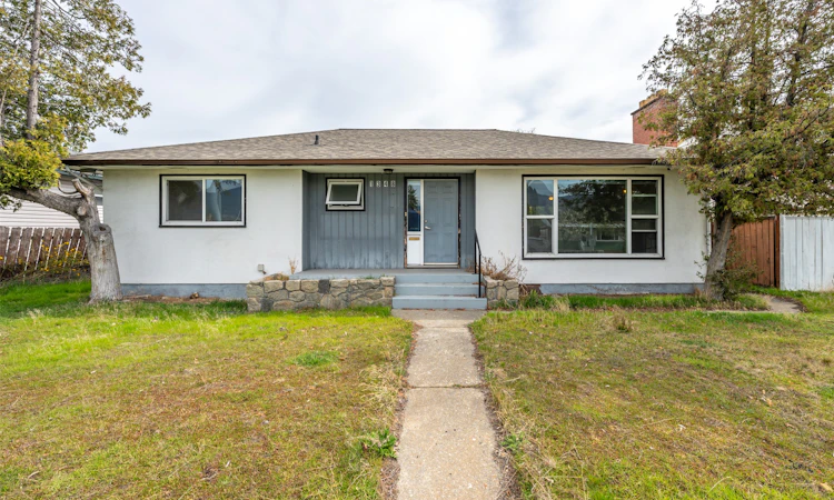 1348 Government Street