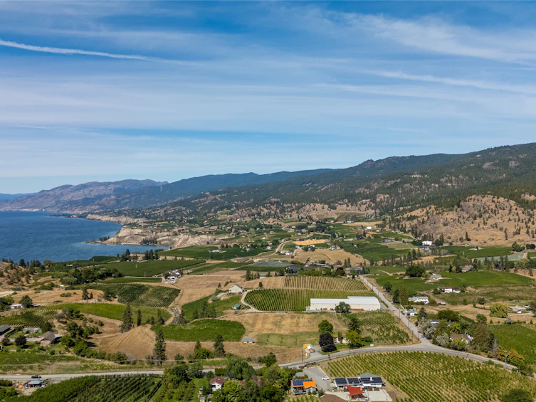 1275 Munson Avenue, Penticton, BC, V2A 8T1 - 86
