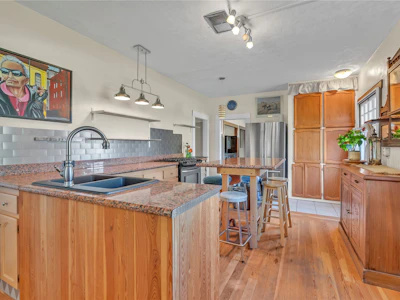235 N Middle Bench Road - 5
