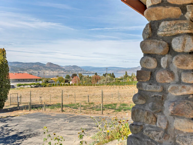 235 N Middle Bench Road, Penticton, BC, V2A 8S5 - 47