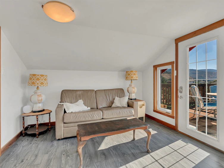 235 N Middle Bench Road, Penticton, BC, V2A 8S5 - 24