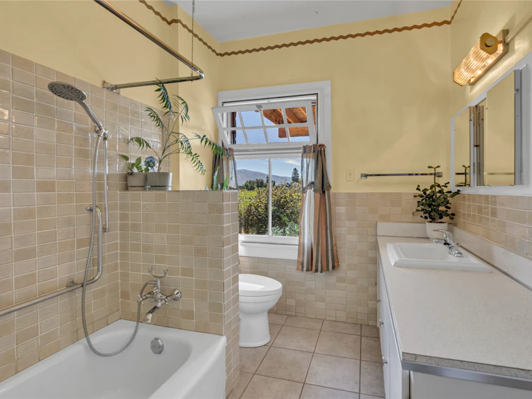 235 N Middle Bench Road, Penticton, BC, V2A 8S5 - 19