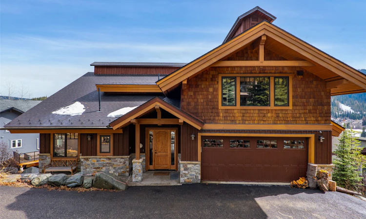 2217 Sunburst Drive