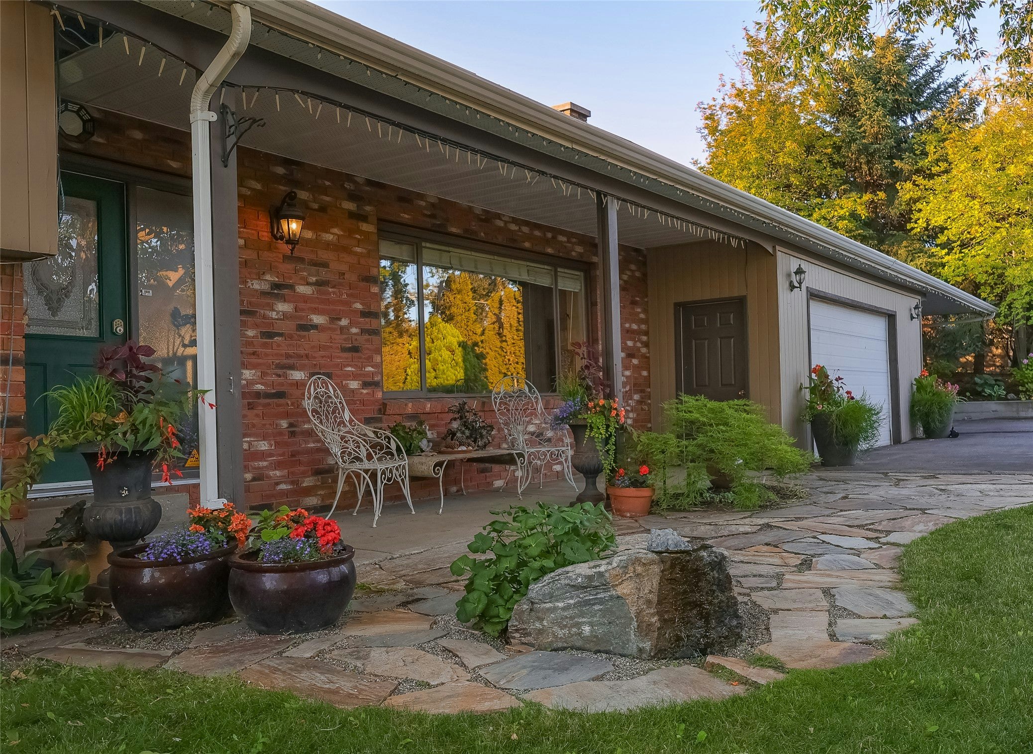 2351 Gallagher Road, Kelowna, BC, V1P 1G9