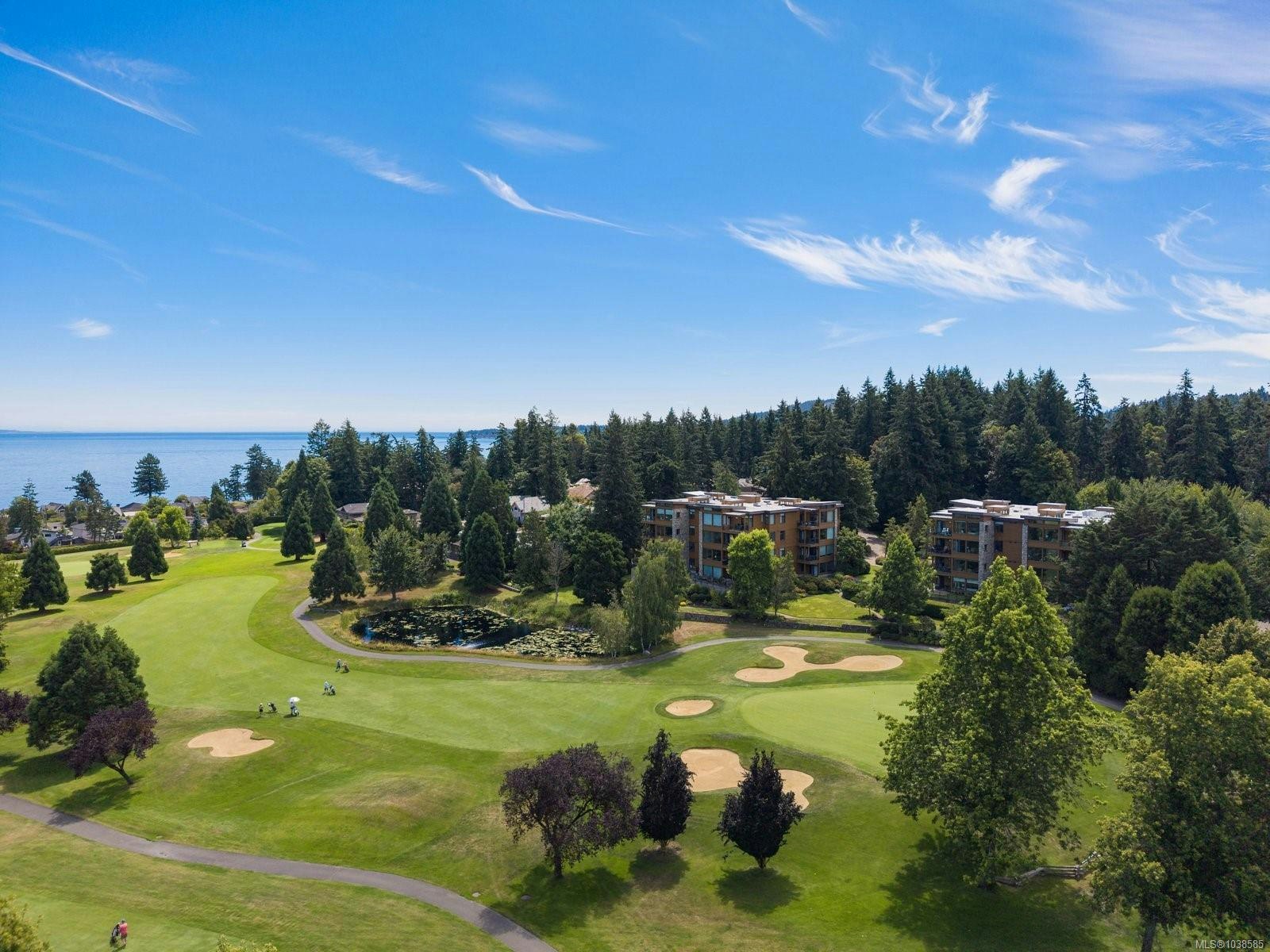 5327 Cordova Bay 304 Road, Saanich, BC, V8Y 2L3