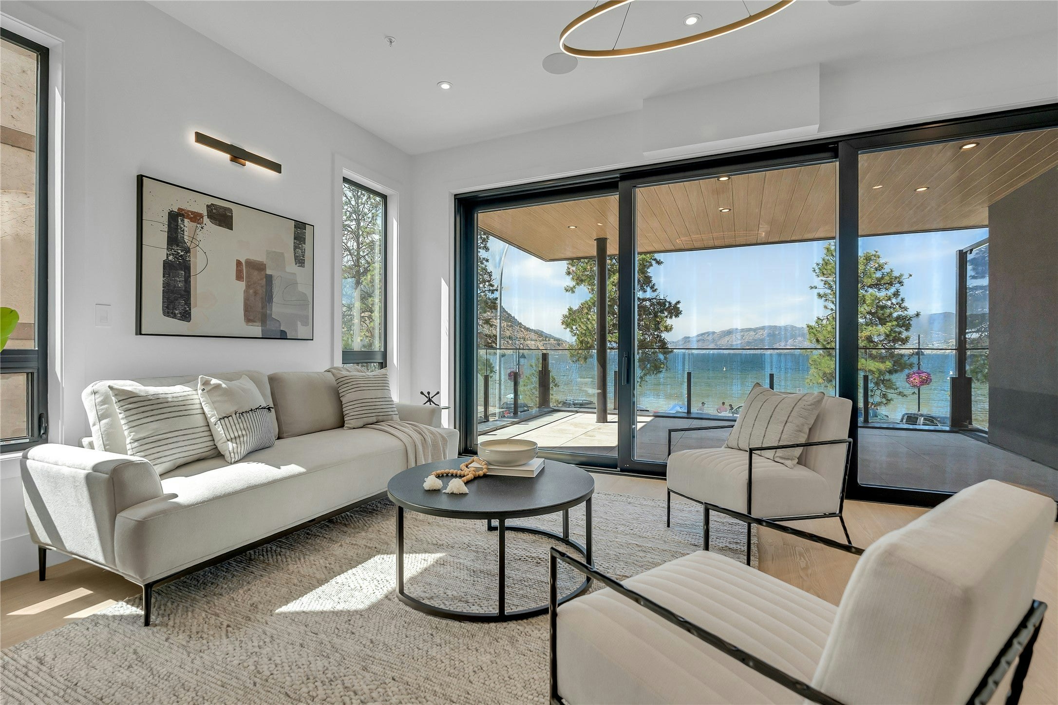 202-602 Lakeshore Drive, Penticton, BC, V2A 1B9 - 3