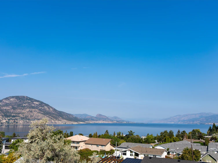 745 E Westminster Avenue, Penticton, BC, V2A 1J2 - 4