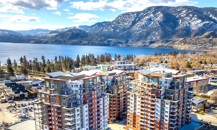 3346 Skaha Lake 804 Road
