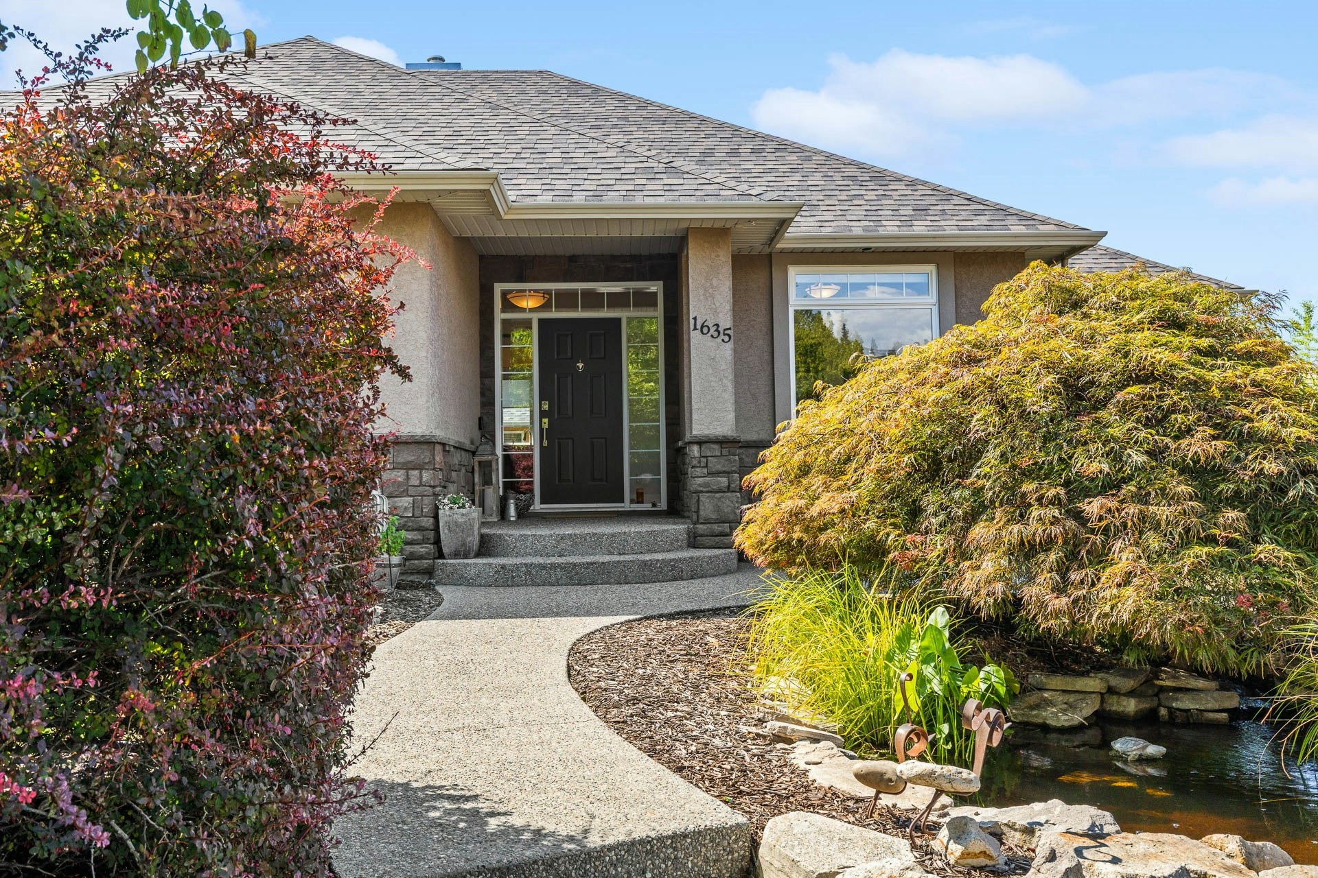 1635 Gregory Road, West Kelowna, BC, V4T 2V6