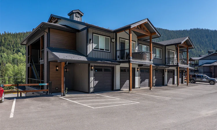 1240 Alpine 24 Road