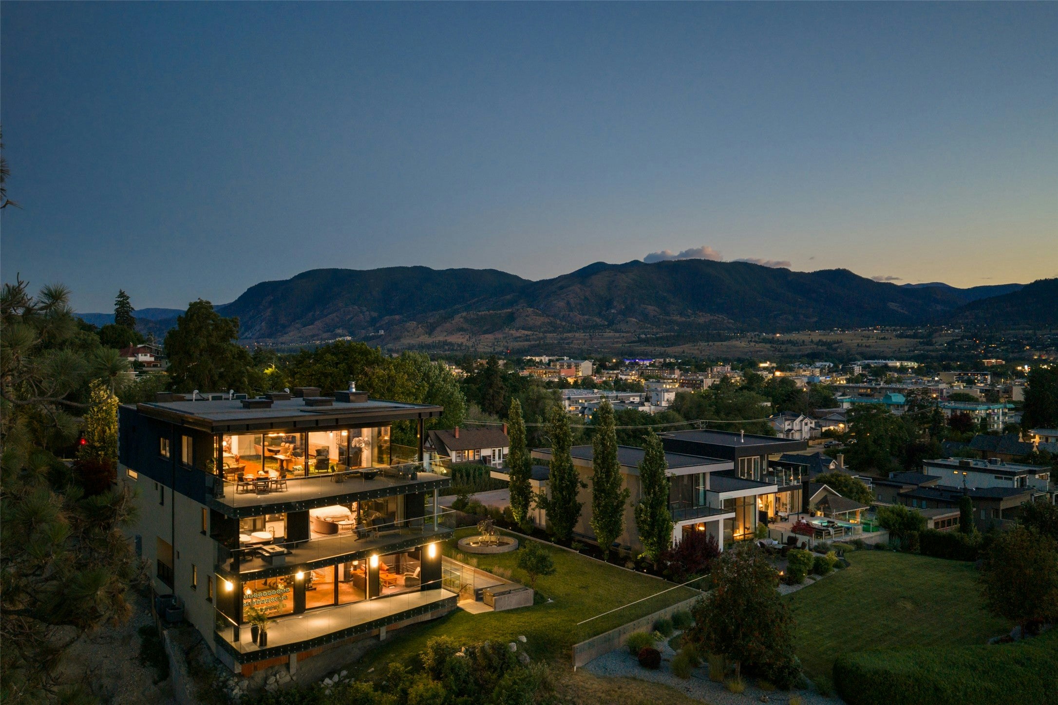 581-571 Vancouver Avenue, Penticton, BC, V2A 1A4 - 67