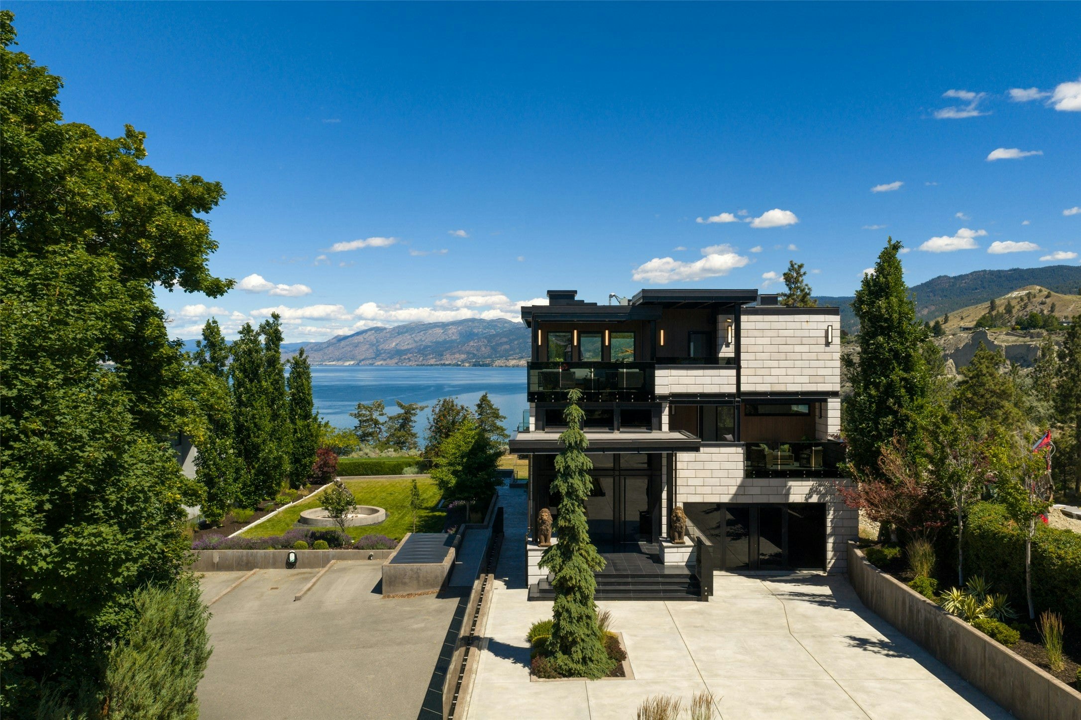 581-571 Vancouver Avenue, Penticton, BC, V2A 1A4 - 3