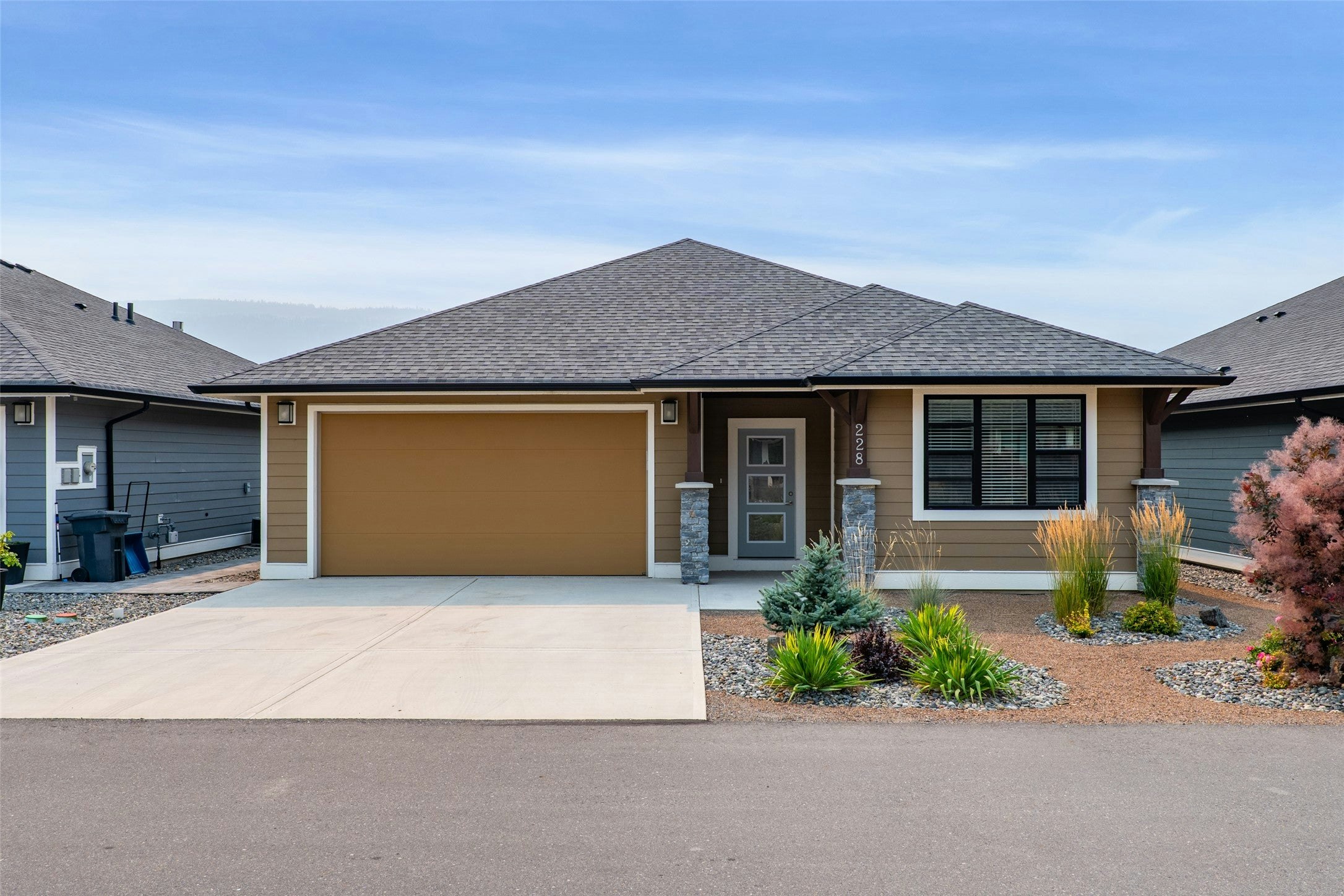 228-641 E Shuswap Road, Kamloops, BC, V2H 0E2