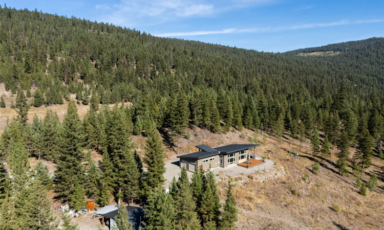 10076 Tranquille Criss Creek Road