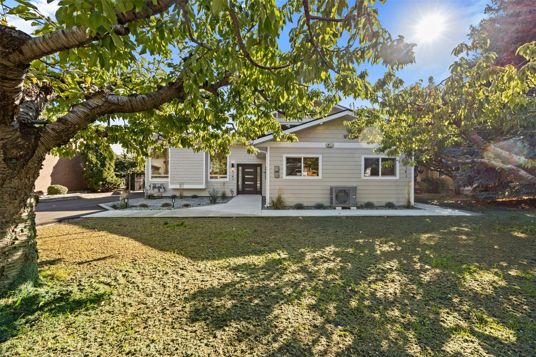 4141 San Clemente Avenue, Peachland, BC, V0H 1X6