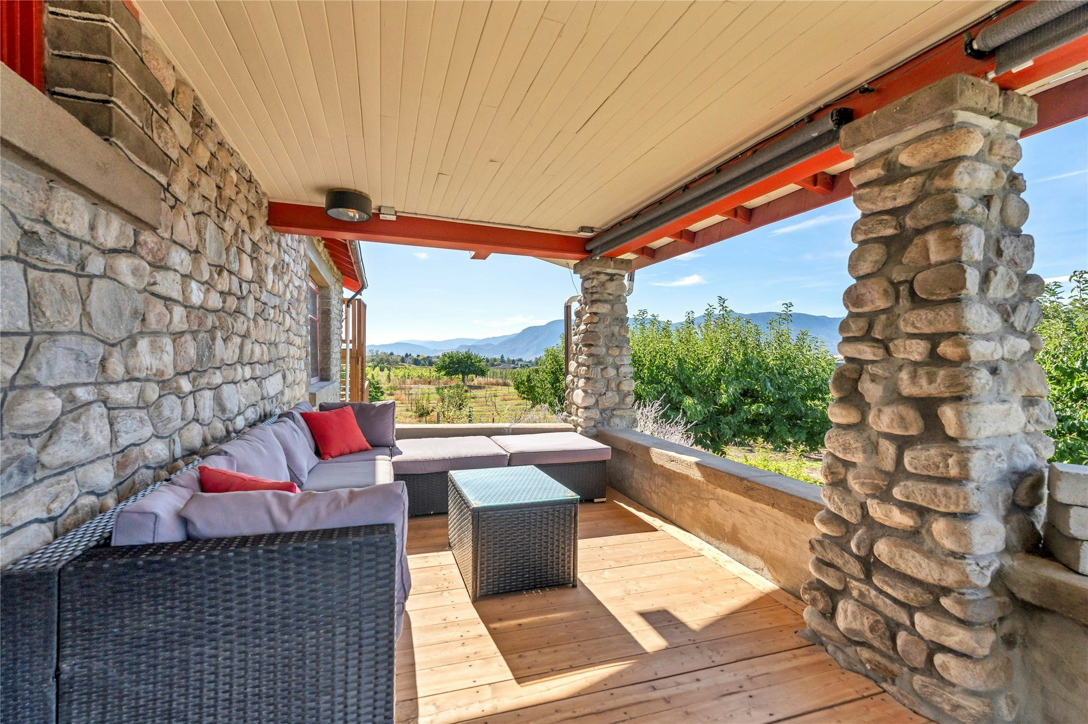 235 N Middle Bench Road, Penticton, BC, V2A 8S5 - 40