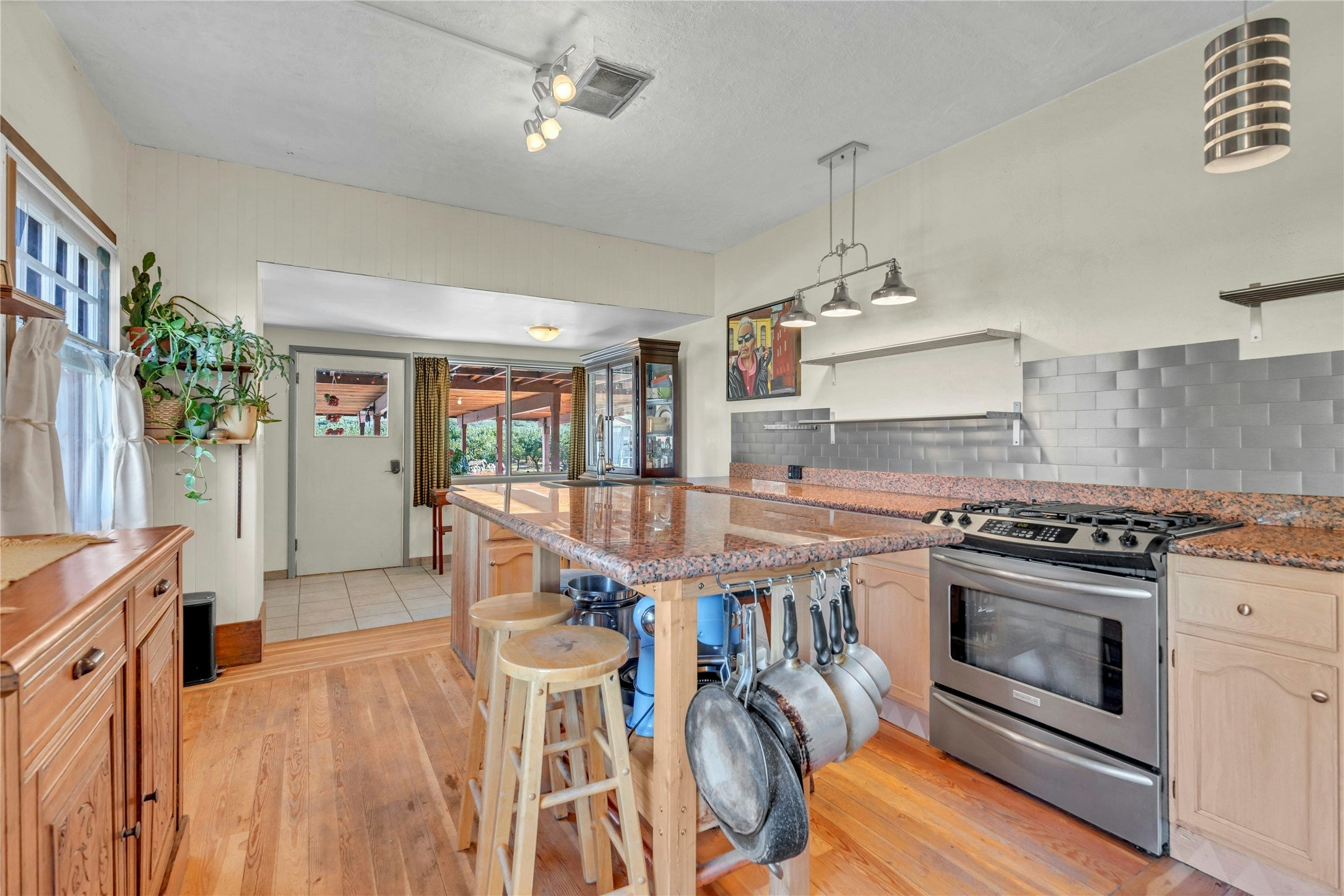 235 N Middle Bench Road, Penticton, BC, V2A 8S5 - 3