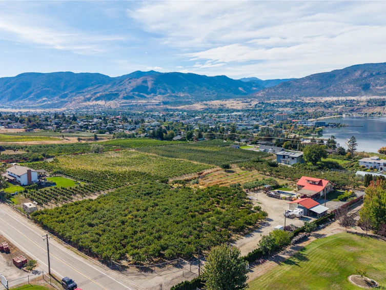 235 N Middle Bench Road, Penticton, BC, V2A 8S5 - 54