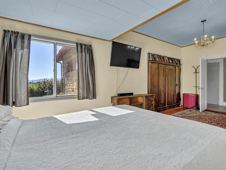 235 N Middle Bench Road, Penticton, BC, V2A 8S5 - 16