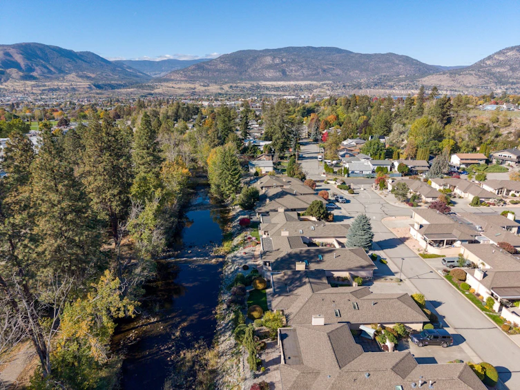 101-102 Forestbrook Place, Penticton, BC, V2A 7N4 - 55