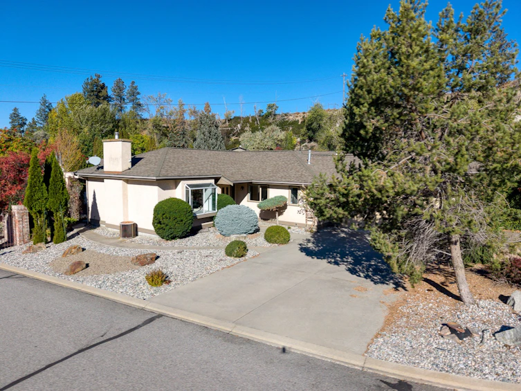 101-102 Forestbrook Place, Penticton, BC, V2A 7N4 - 36