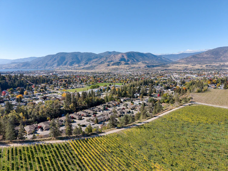 101-102 Forestbrook Place, Penticton, BC, V2A 7N4 - 52