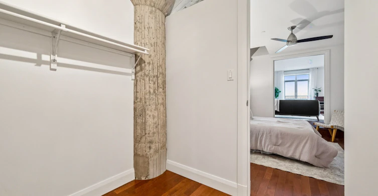 910-1000 De La Commune Rue E, Montréal, QC, H2L 5C1 - 16