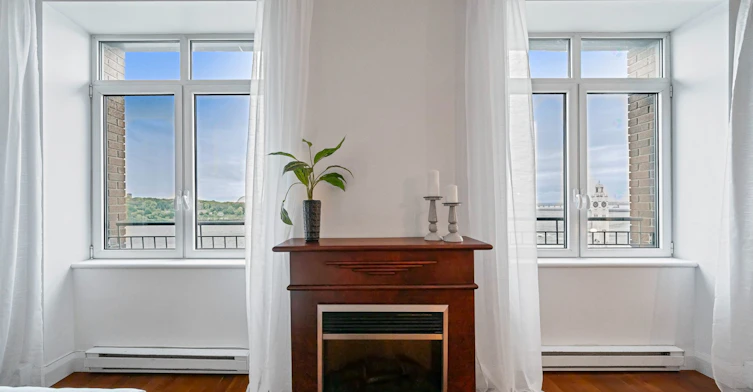 910-1000 De La Commune Rue E, Montréal, QC, H2L 5C1 - 12