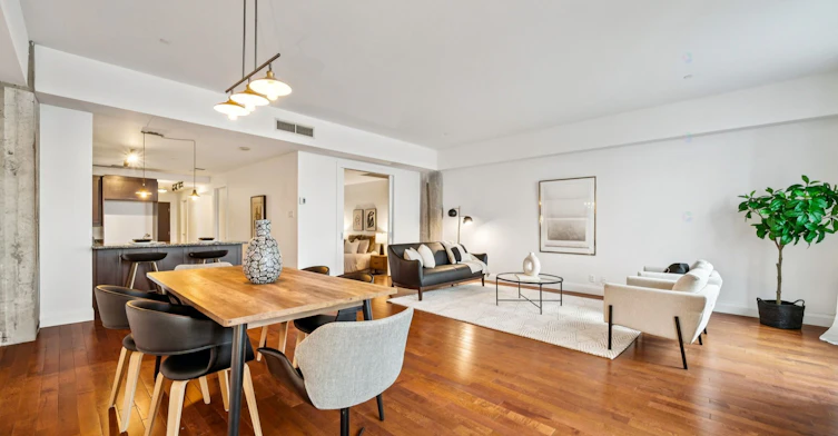 910-1000 De La Commune Rue E, Montréal, QC, H2L 5C1 - 7