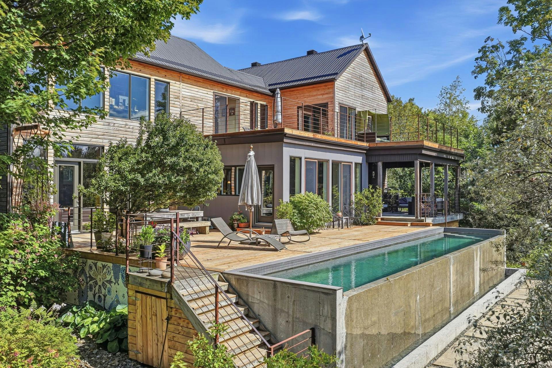 297 O'donoughue Chemin, Sutton, QC, J0E 2K0