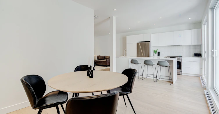 1391 Laurier Avenue E, Montréal, QC, H2J 1H6 - 2