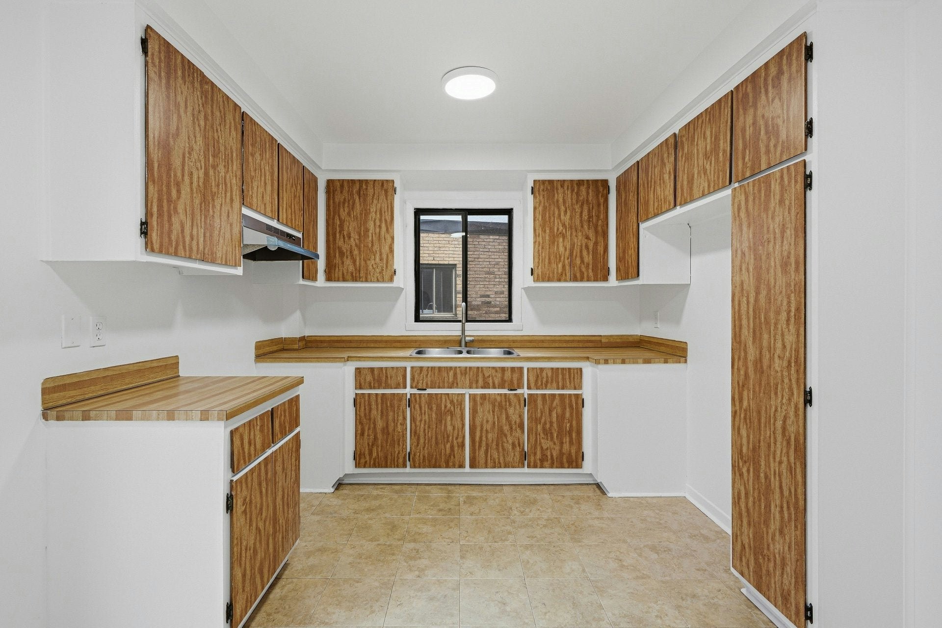 10382 Marcelin Wilson Avenue, Montréal, QC, H4N 2X3 - 8