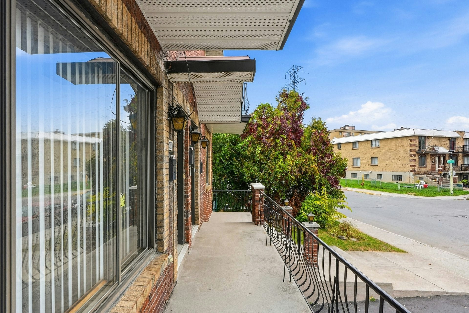 10382 Marcelin Wilson Avenue, Montréal, QC, H4N 2X3 - 16