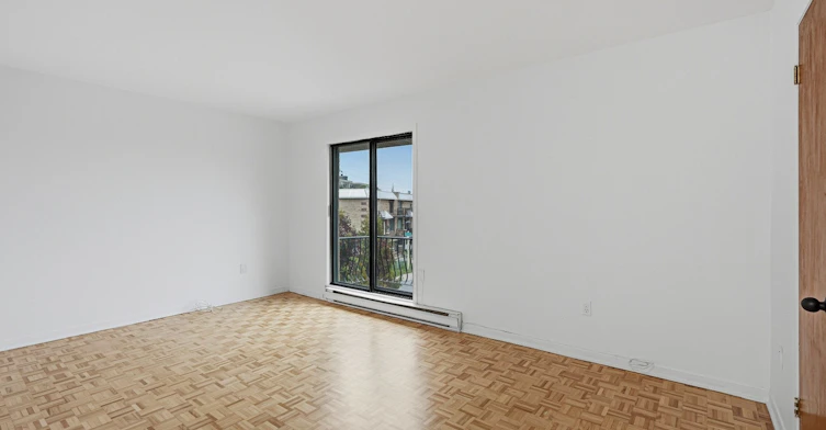 10382 Marcelin Wilson Avenue, Montréal, QC, H4N 2X3 - 5