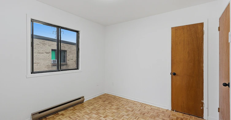 10382 Marcelin Wilson Avenue, Montréal, QC, H4N 2X3 - 18