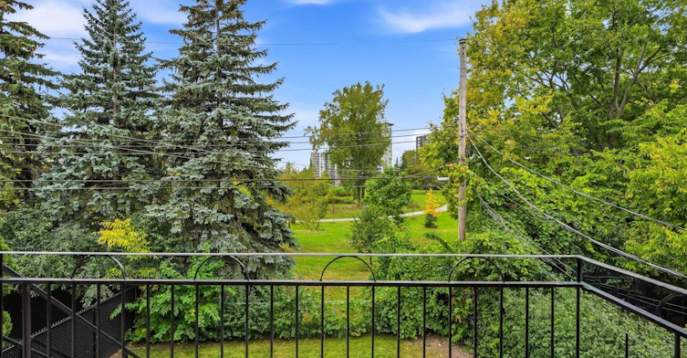 10382 Marcelin Wilson Avenue, Montréal, QC, H4N 2X3 - 3