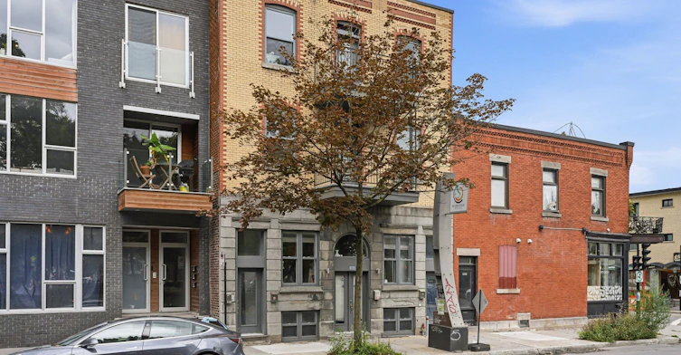 6652 Clark Rue, Montréal, QC, H2S 1P2 - 2