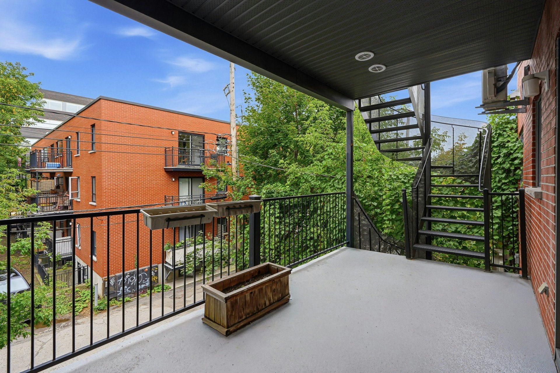 6652 Clark Rue, Montréal, QC, H2S 1P2 - 10