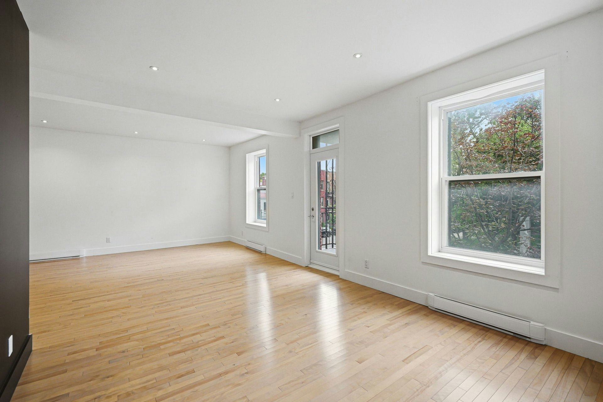6652 Clark Rue, Montréal, QC, H2S 1P2 - 6